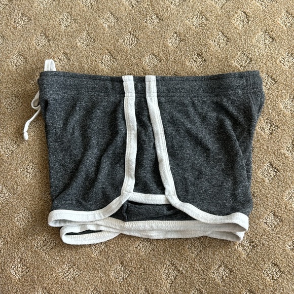 Super soft Aeropostale size small gray and white pajama shorts - Picture 4 of 5